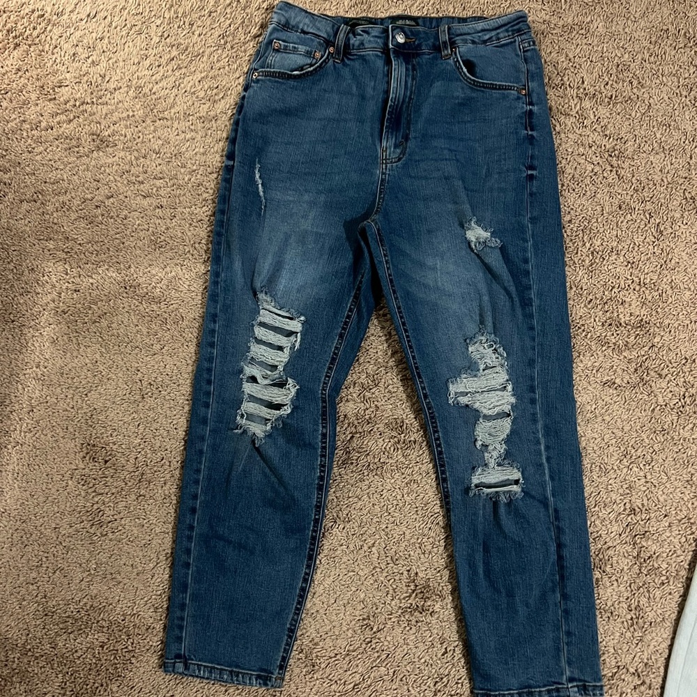 High waisted jeans